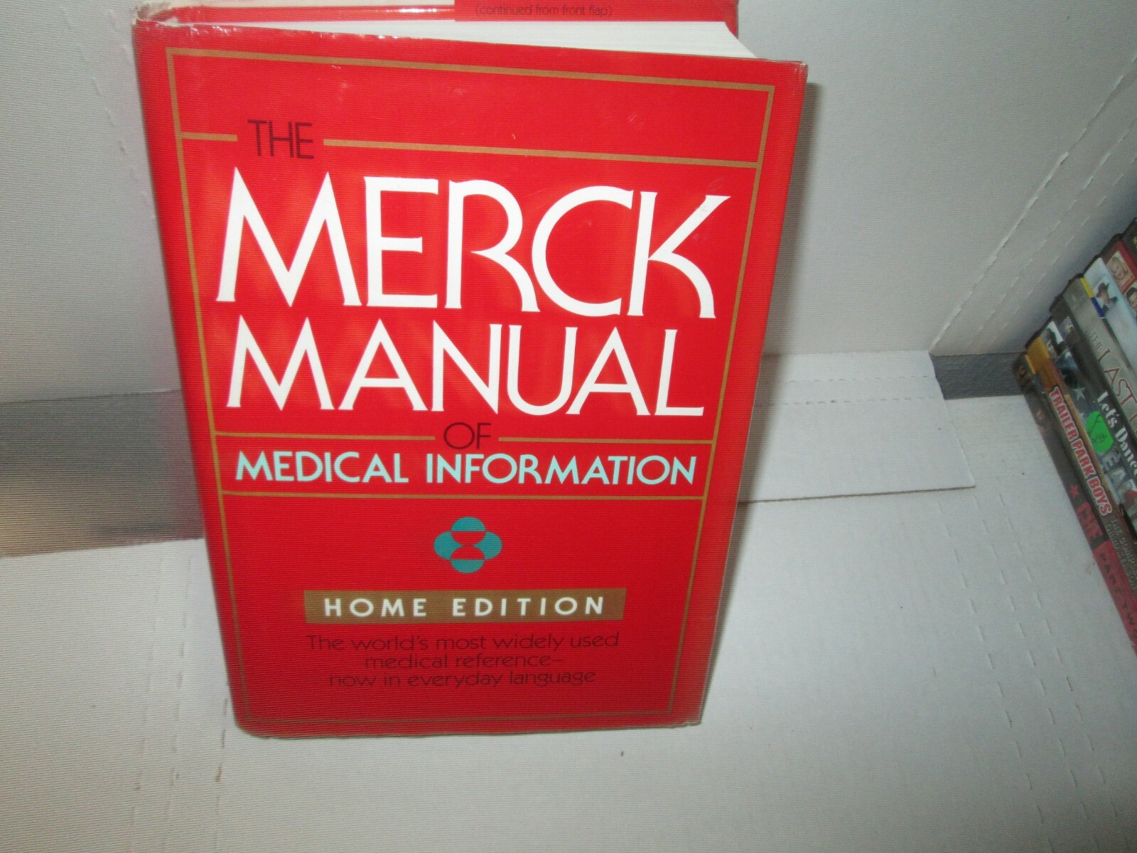 MERCK MANUAL OF MEDICAL INFORMATION 1997 1500 Pg HC BOOK Doctors Patients