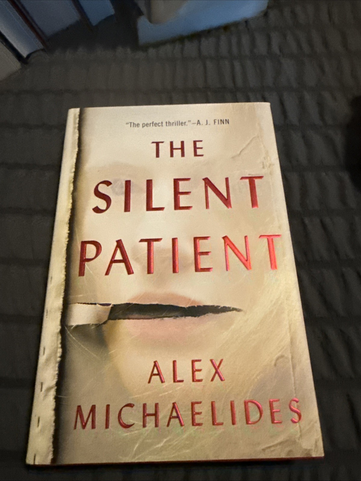 Silent Patient by Alex Michaelides (2019, Hardcover) Box B