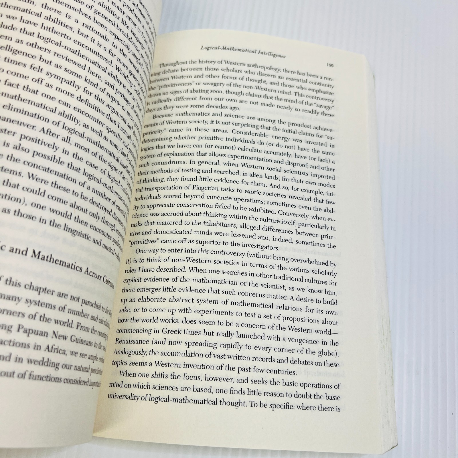 Frames of Mind: The Theory of Multiple Intelligences – Paperback