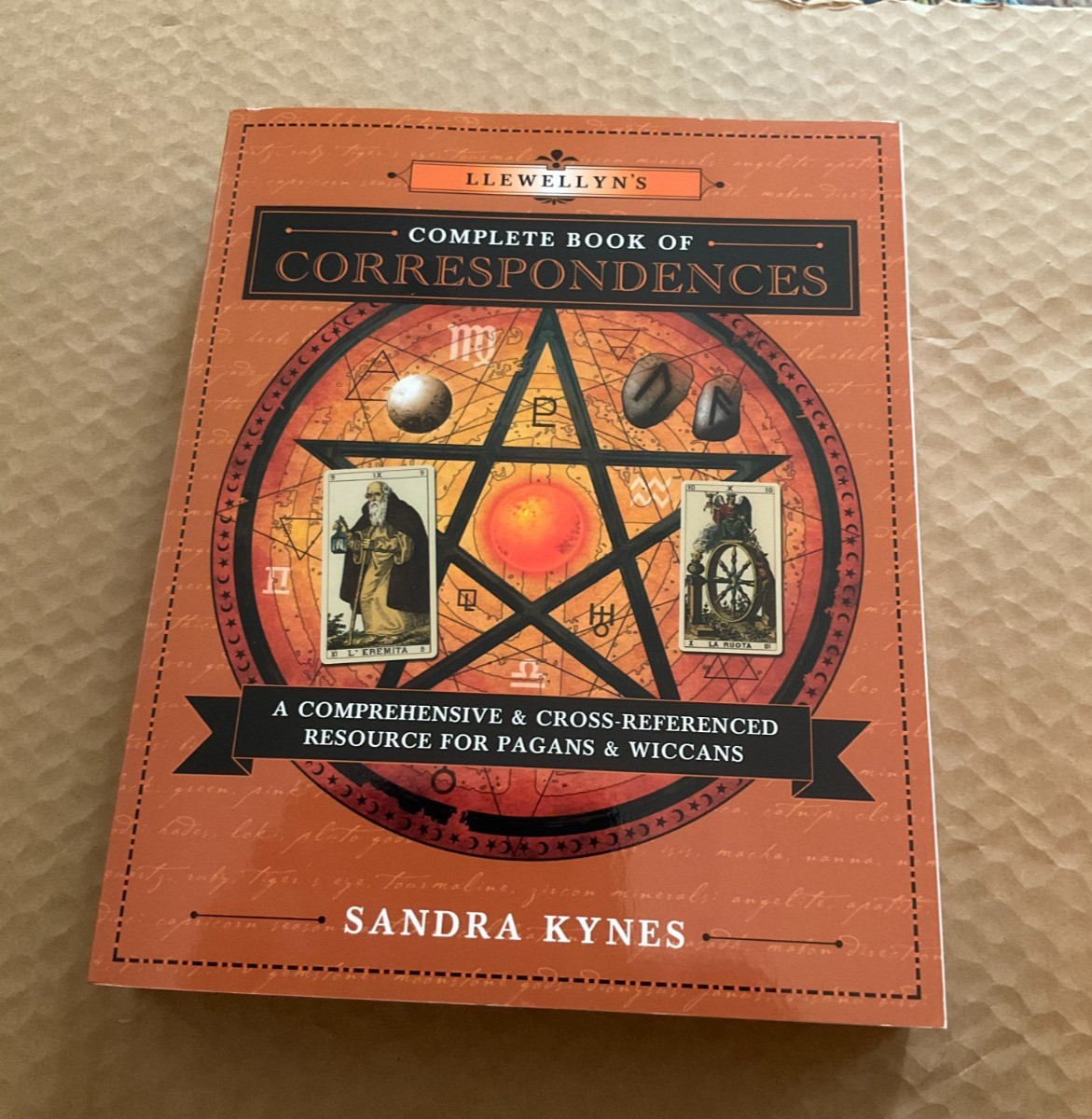 Llewellyn’s Complete Book of Correspondences : A Comprehensive and…