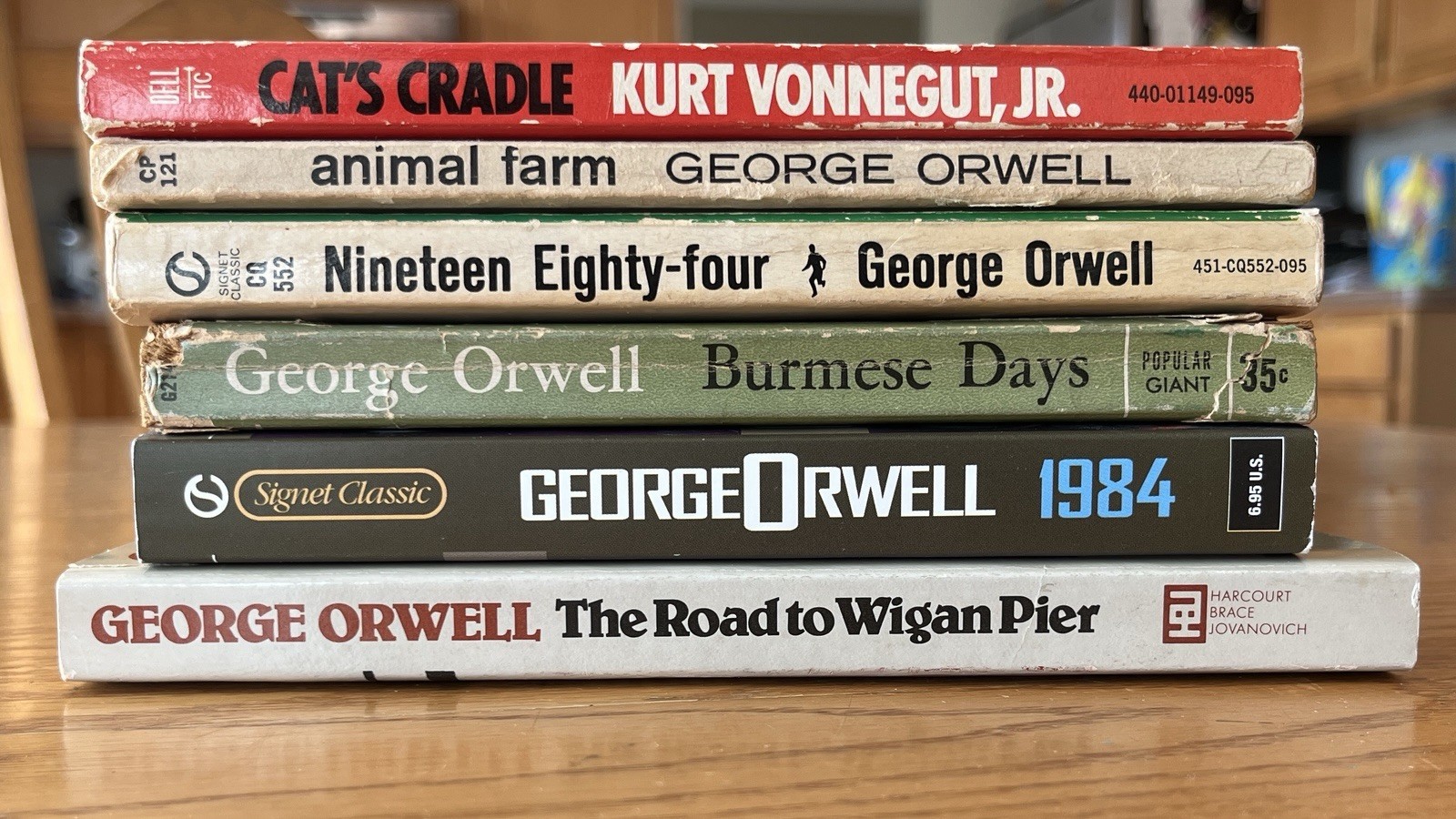 Vintage George Orwell PB Lot of 5 PLUS 2 Kurt Vonnegut Jr. PB