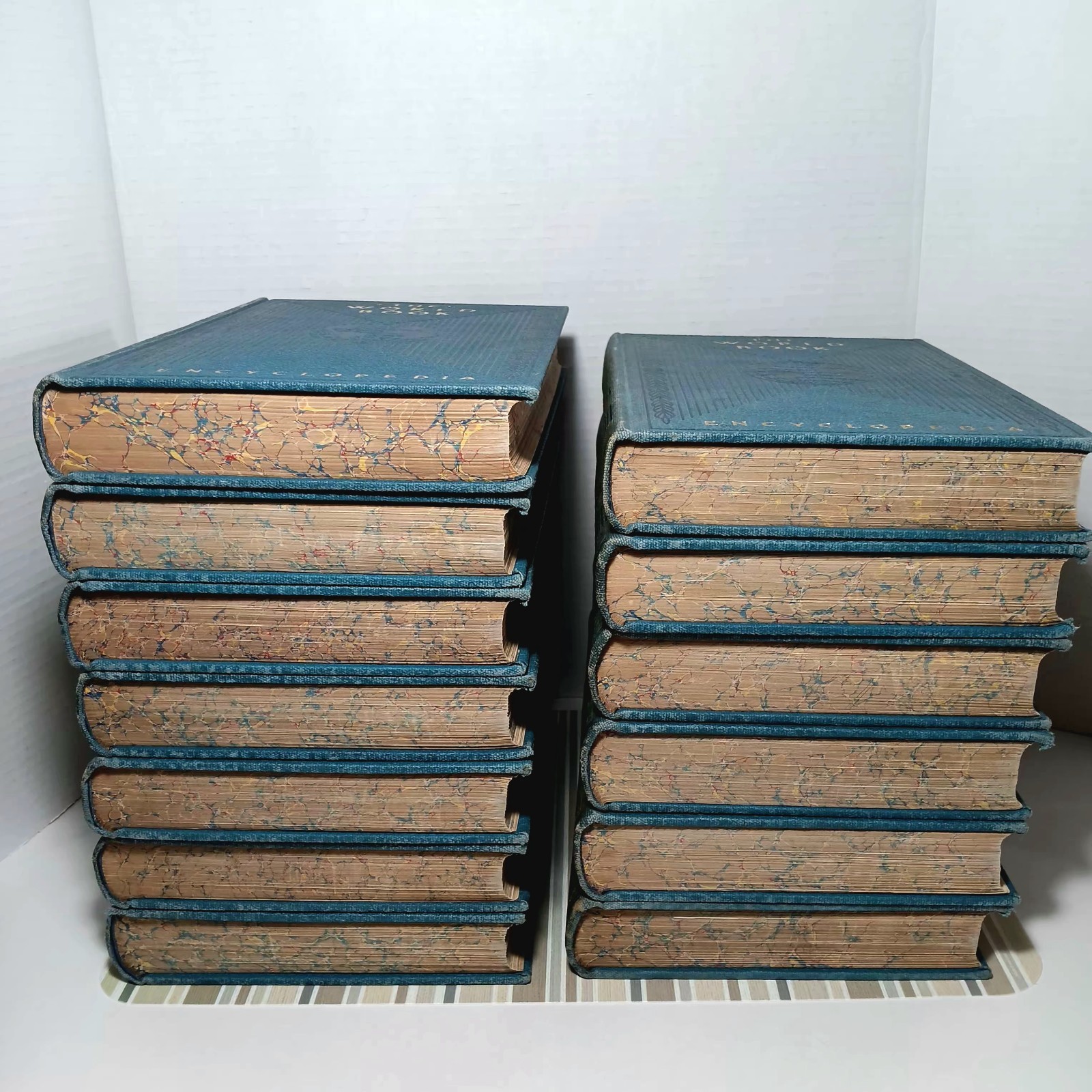 Antique 1930 World Book Encyclopedia Set Volumes 1-12 & Guide Leather Marbled