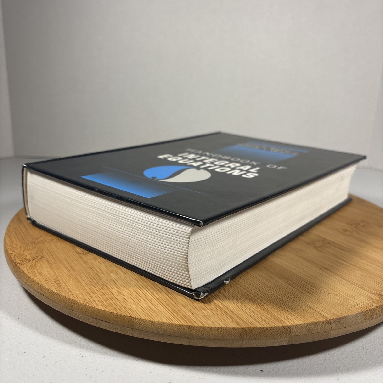 USED Handbook Of Integral Equations Andrei D. Polyanin & Alexander Manzhirov CRC