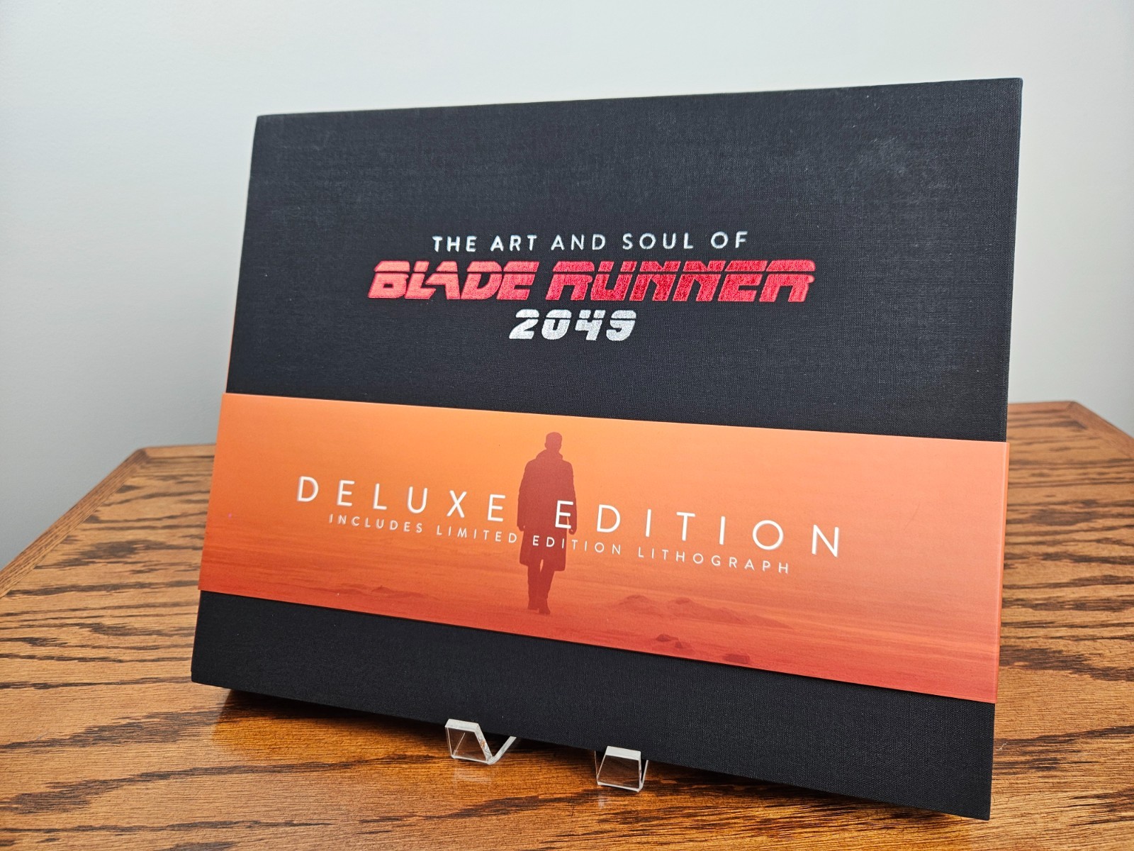 The Art and Soul of Blade Runner 2049 Deluxe Edition with Litograph | HARDCOVER