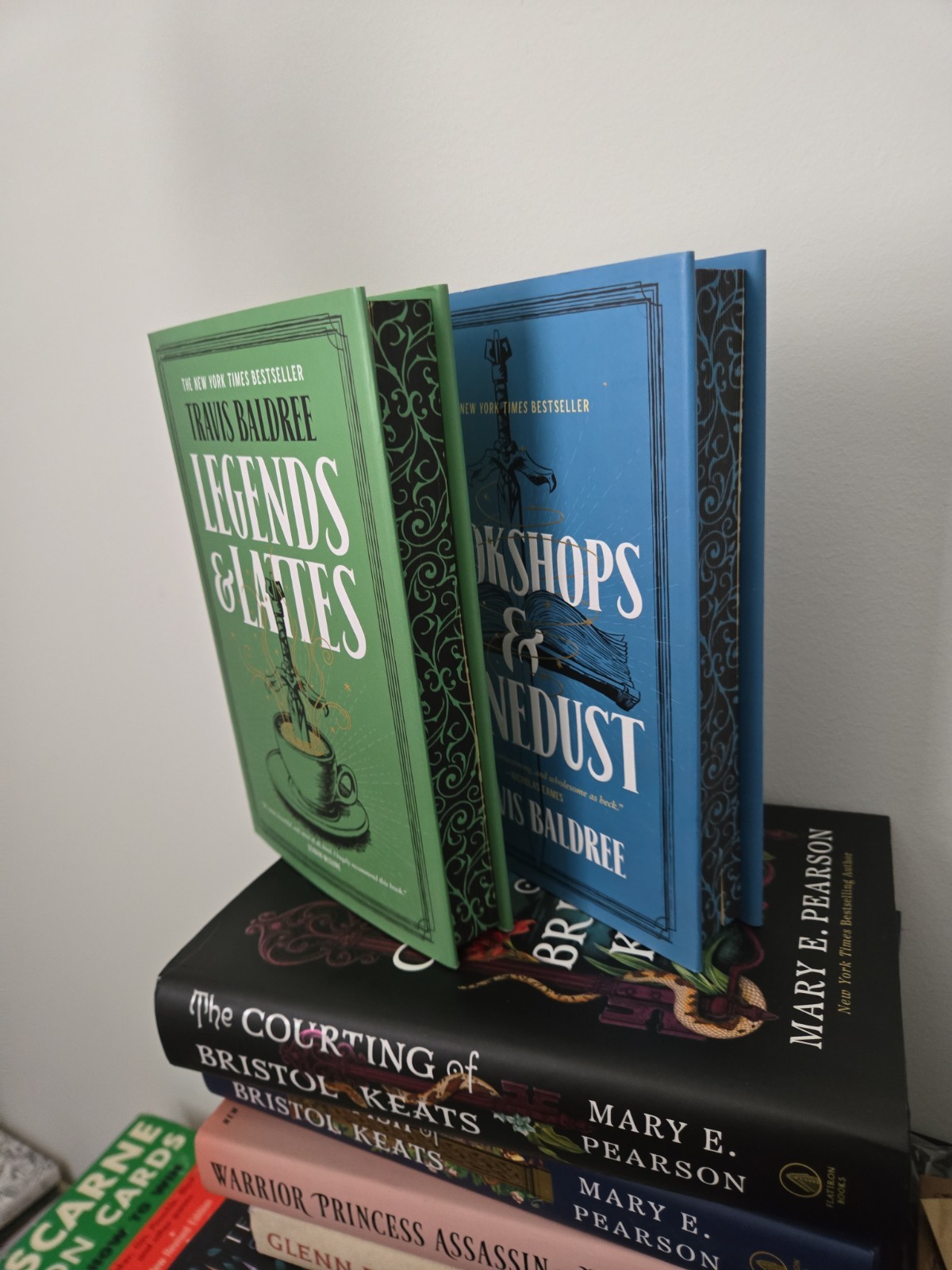 Legends and Lattes Bookshops And Bonedust Deluxe Edition Travis Baldree Fantasy