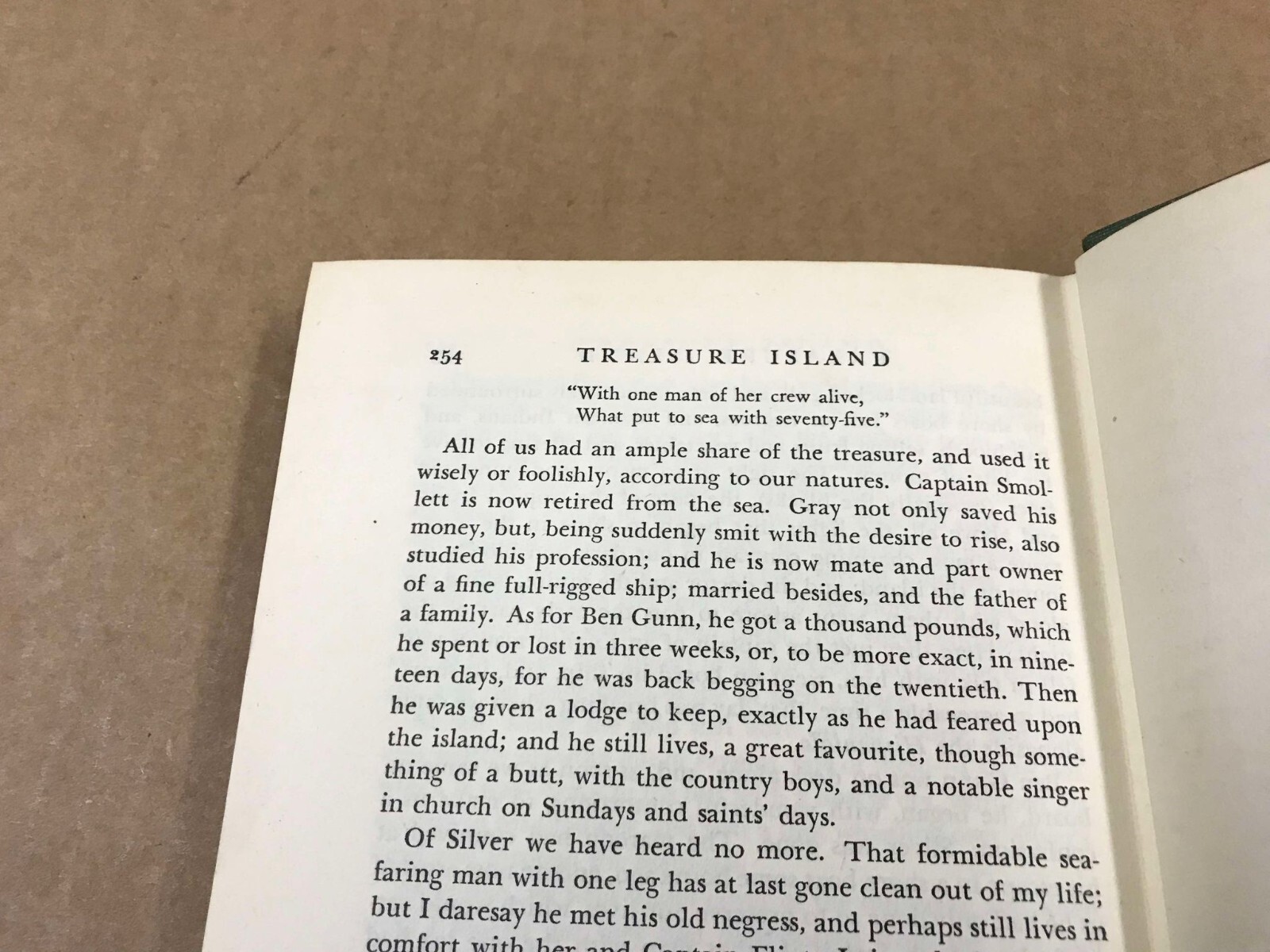Vintage Treasure Island By Robert Louis Stevenson Art-Style Edition, 254 Pages