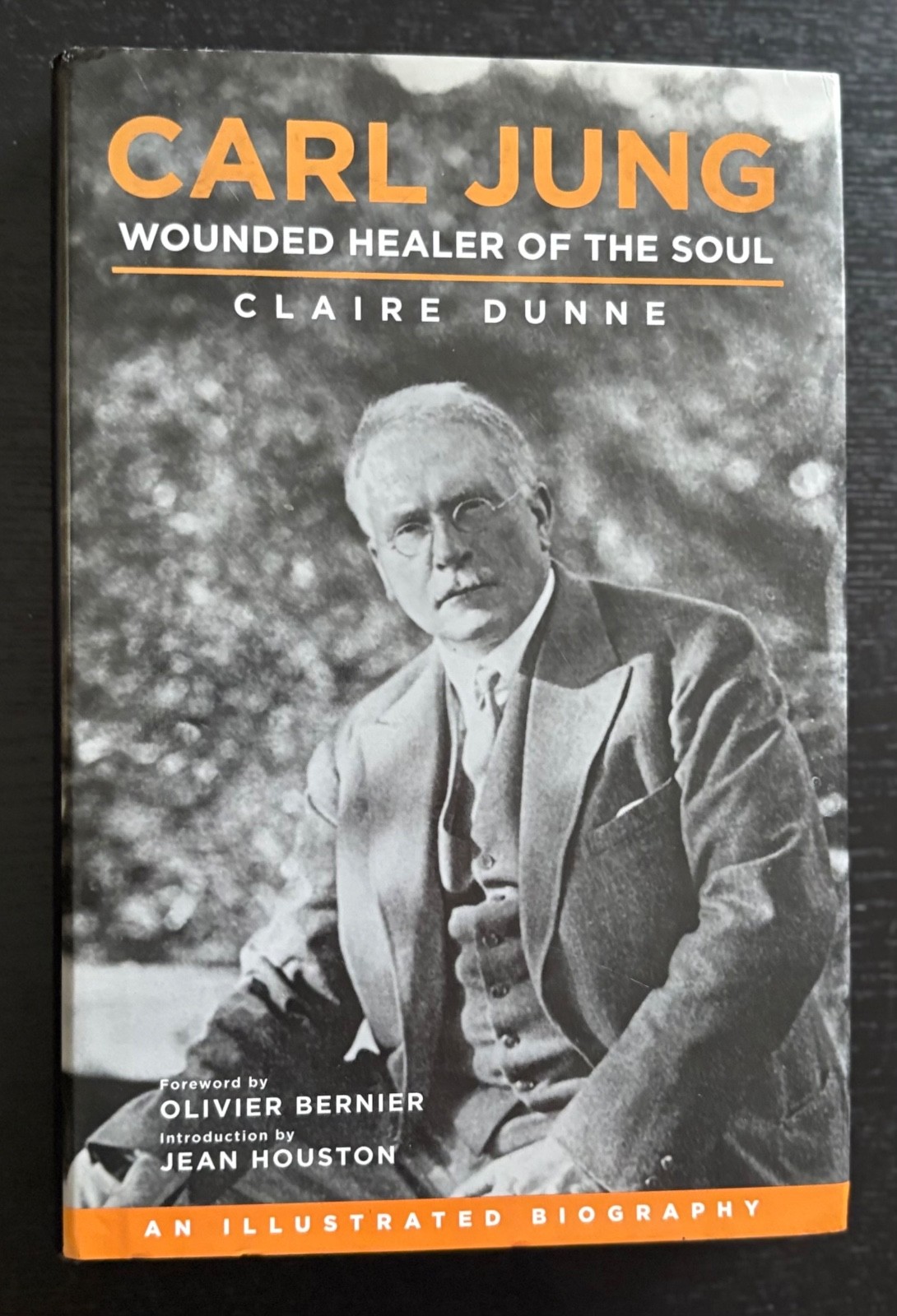 CARL JUNG WOUNDED HEALER – CLAIRE DUNNE – SIGNED – 1ST ED. – 2000 – DJ – LONDON.