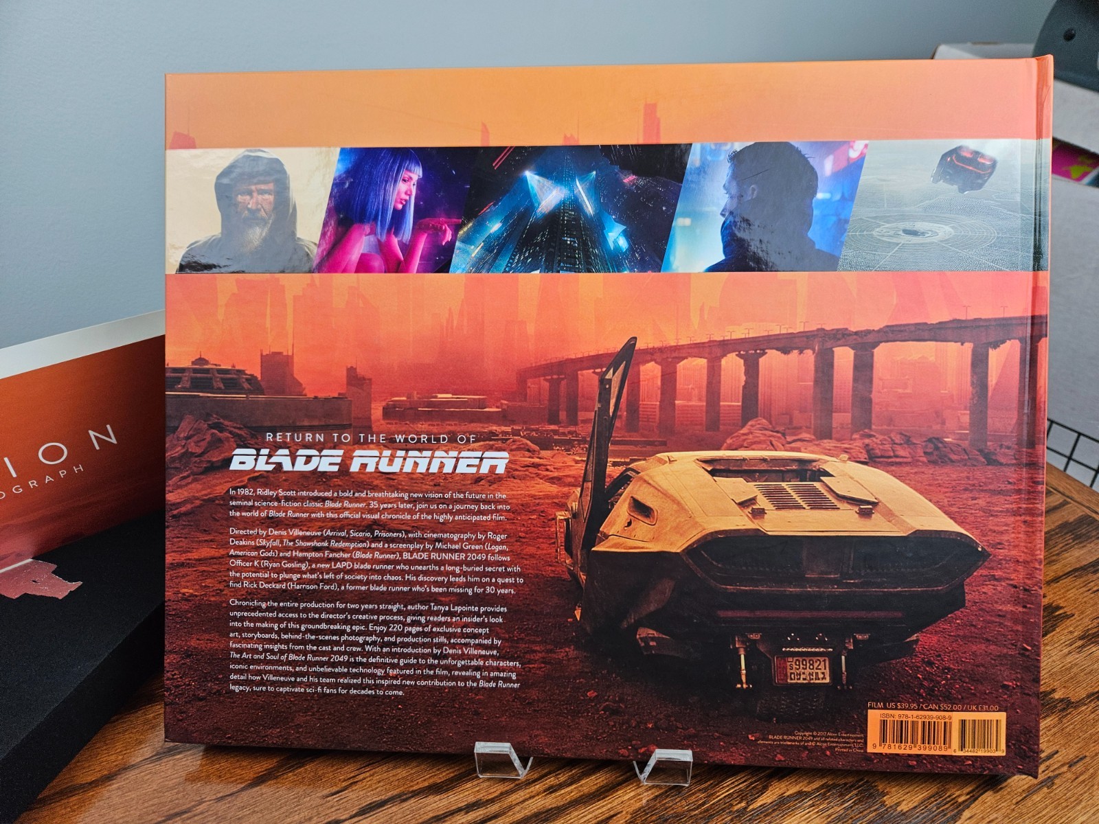 The Art and Soul of Blade Runner 2049 Deluxe Edition with Litograph | HARDCOVER