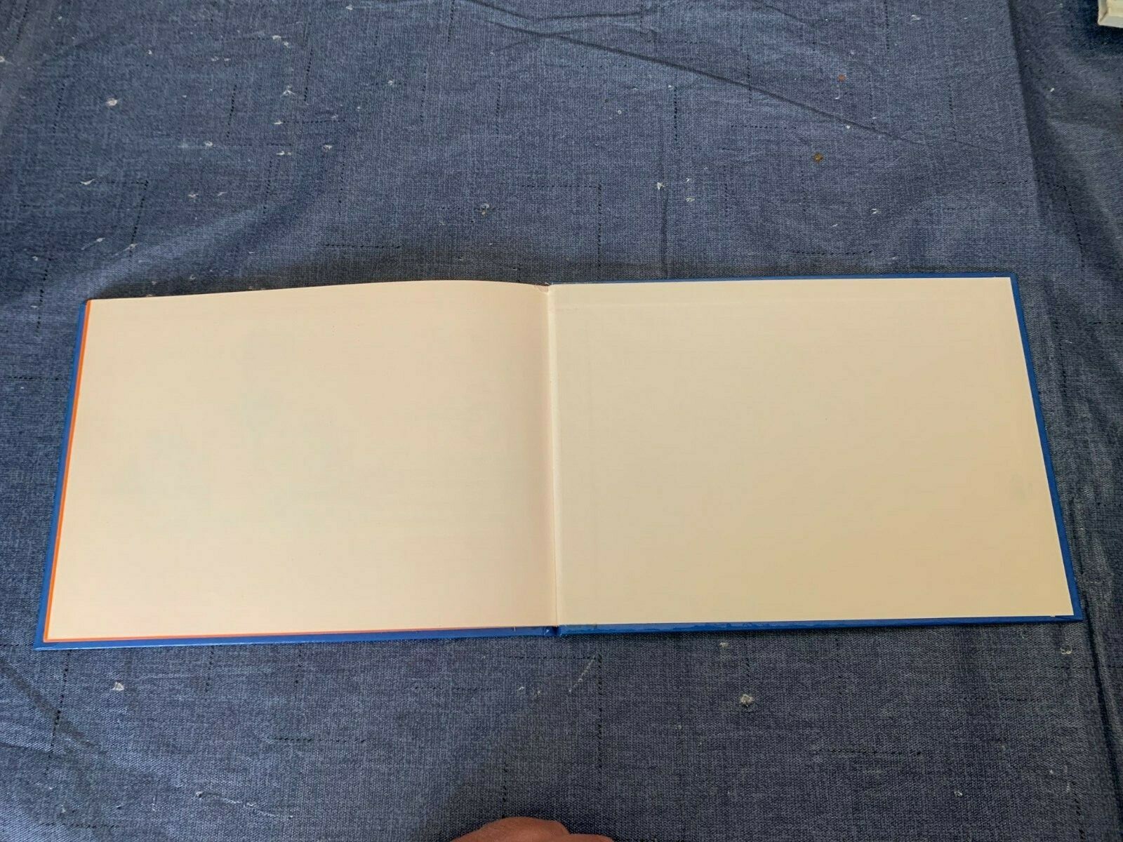 1970 Helen und Robert Durfen Fliegen Lufthansa Airlines Hardcover Children Book