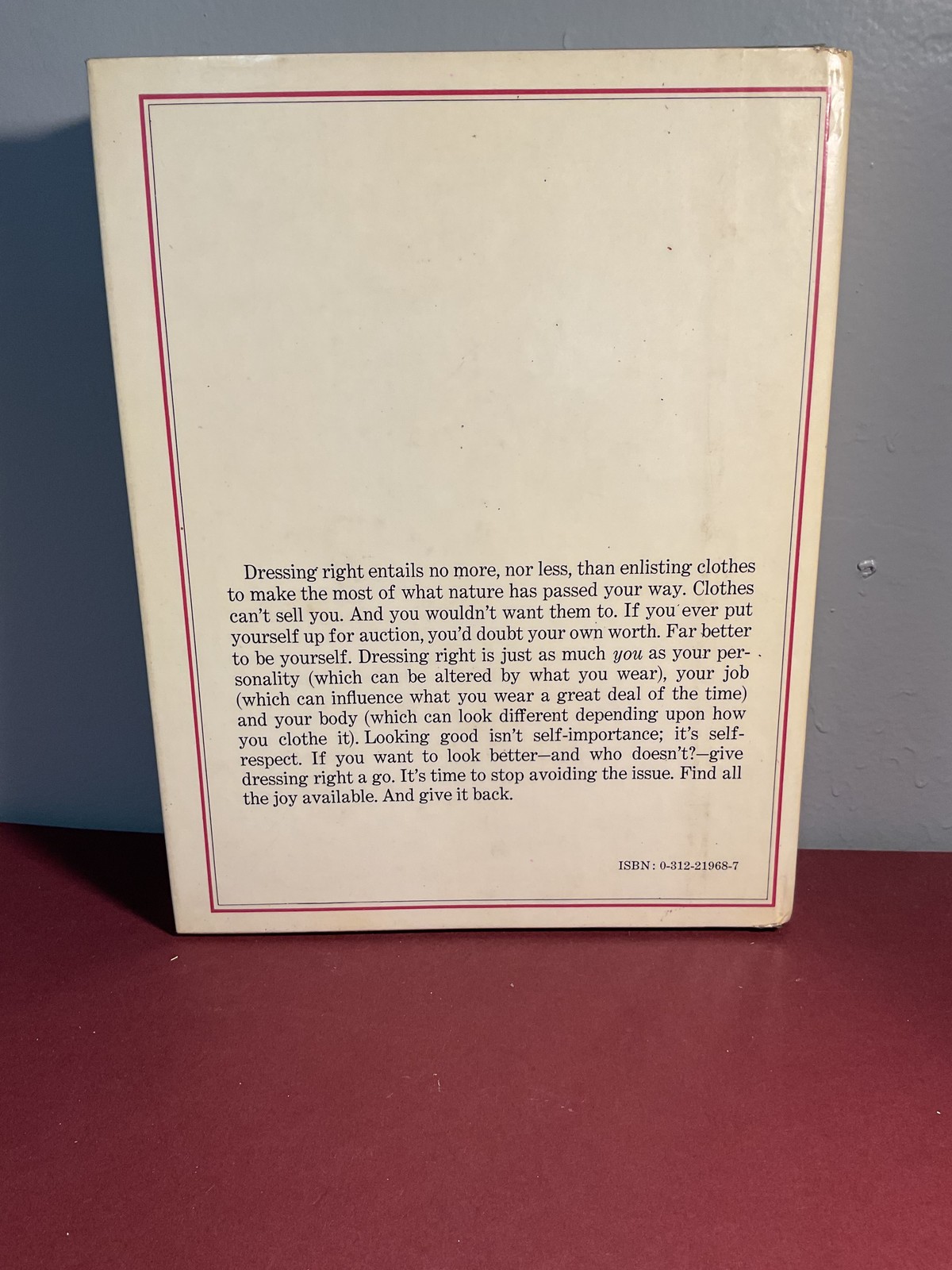 Dressing Right by Charles Hix 1978 Hardcover Men’s Fashion Style Guide Vintage
