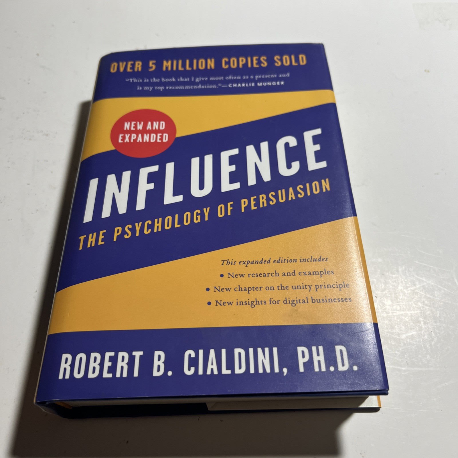 Influence, New and Expanded: The Psychology of Persuasion – VERY GOOD