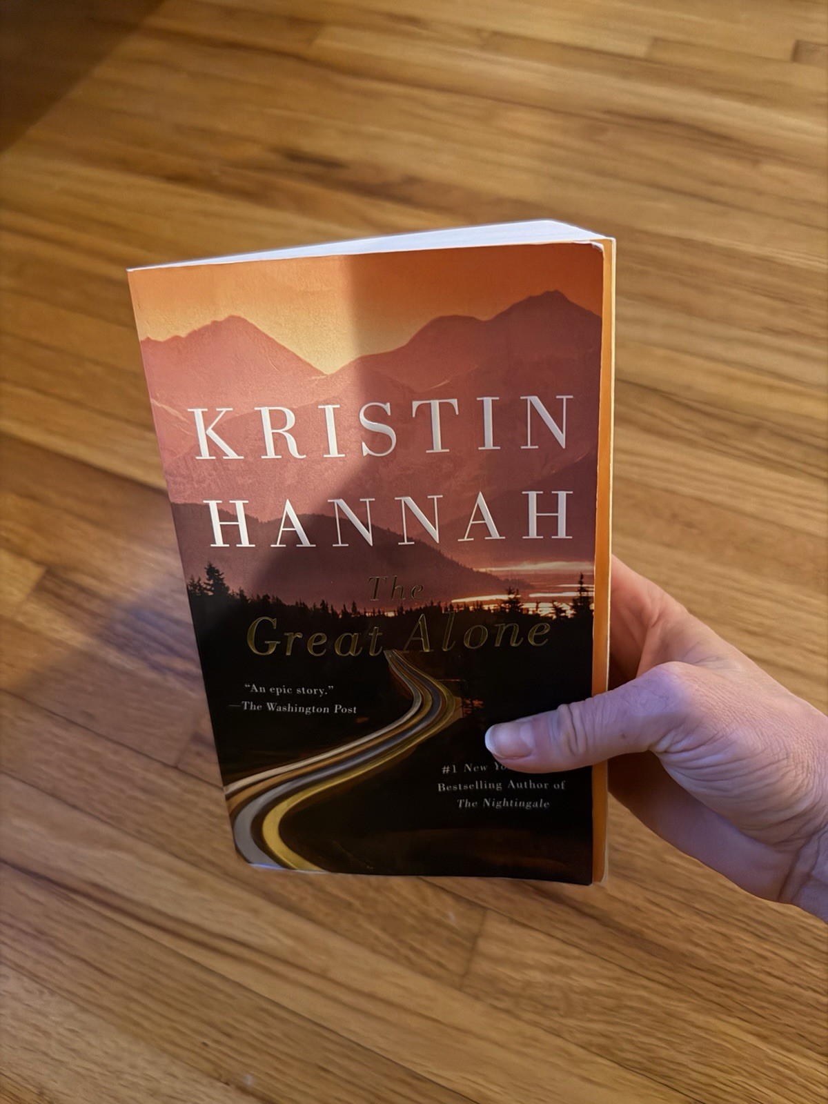 Great Alone : A Novel by Kristin Hannah (2019, Trade Paperback)