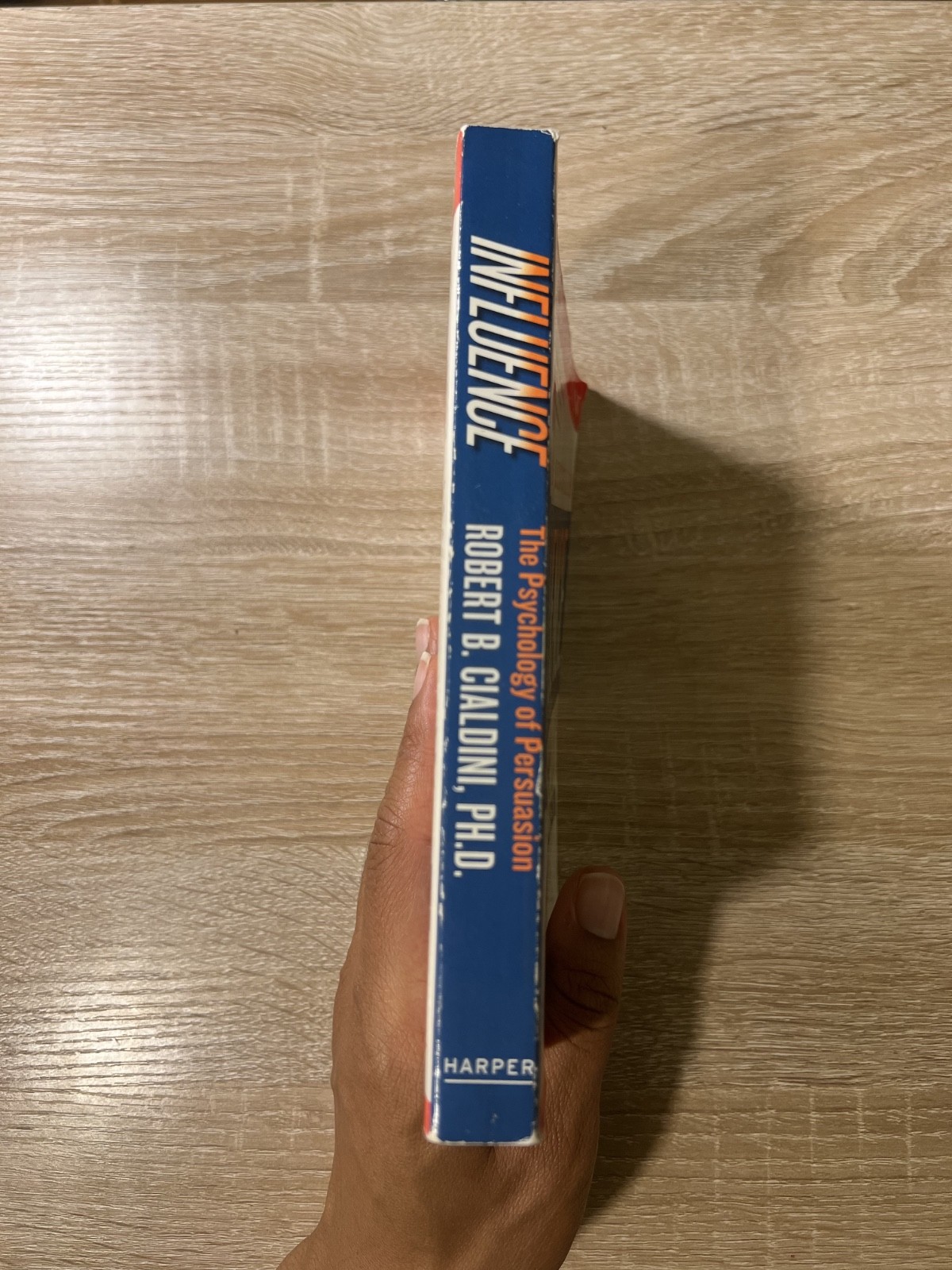 Influence The Psychology of Persuasion Robert B. Cialdini Paperback Book Revised