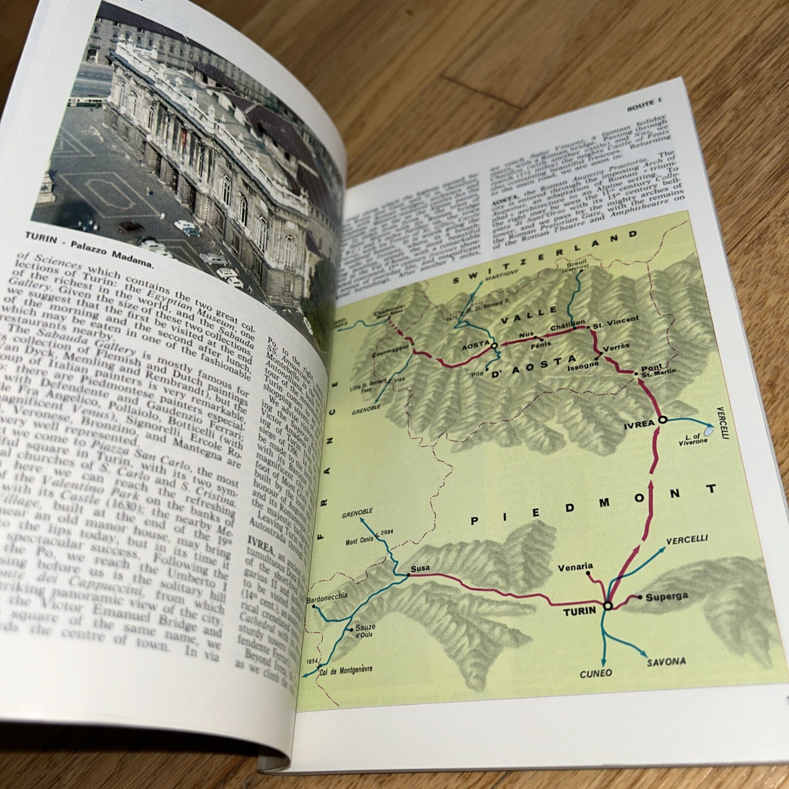 1969 A TRIP TO ITALY 128 Pages Different Itineraries ITALIAN STATE TOURISM Dept