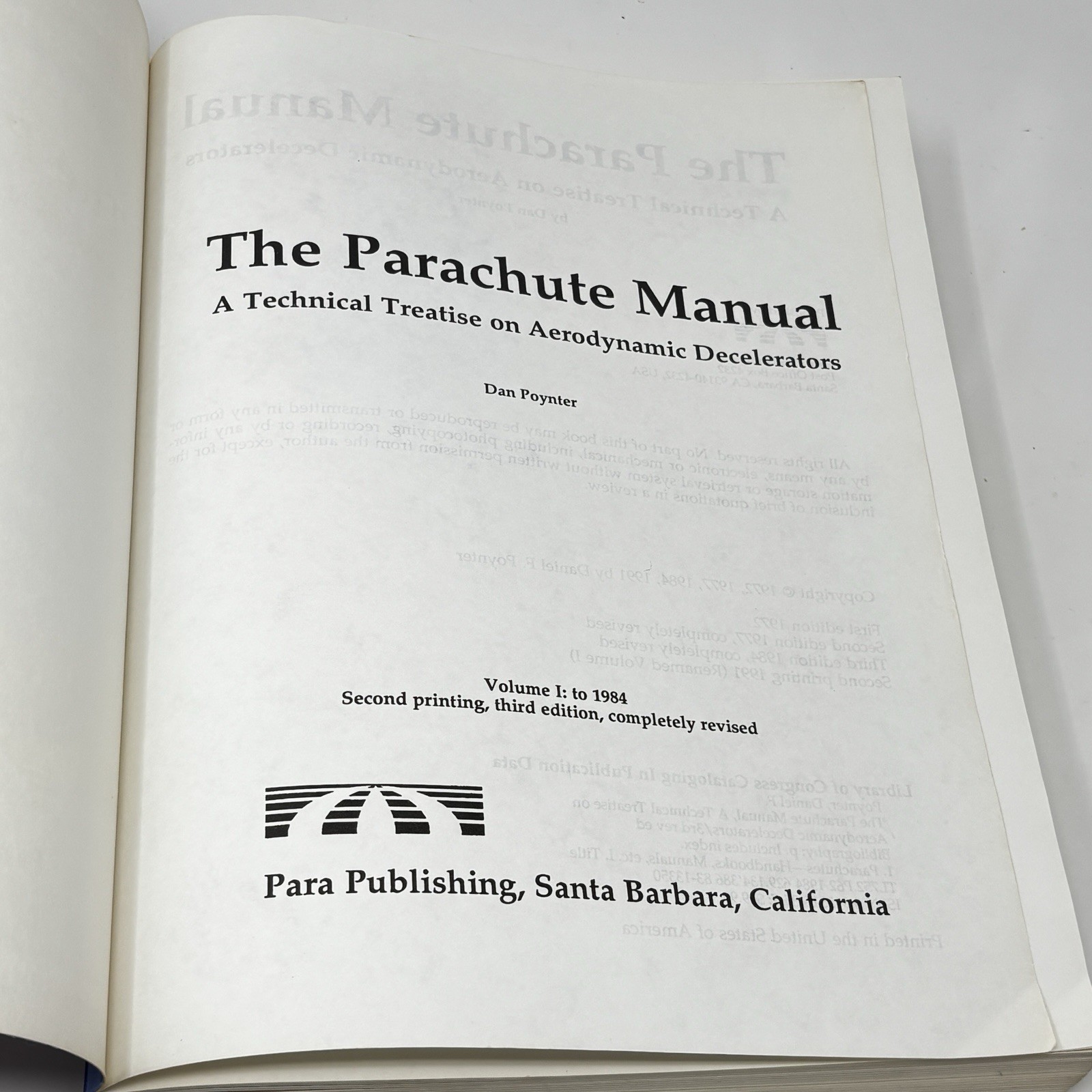 Parachute Manual Vol. 1 : A Technical Treatise on Aerodynamic Decelerators by…