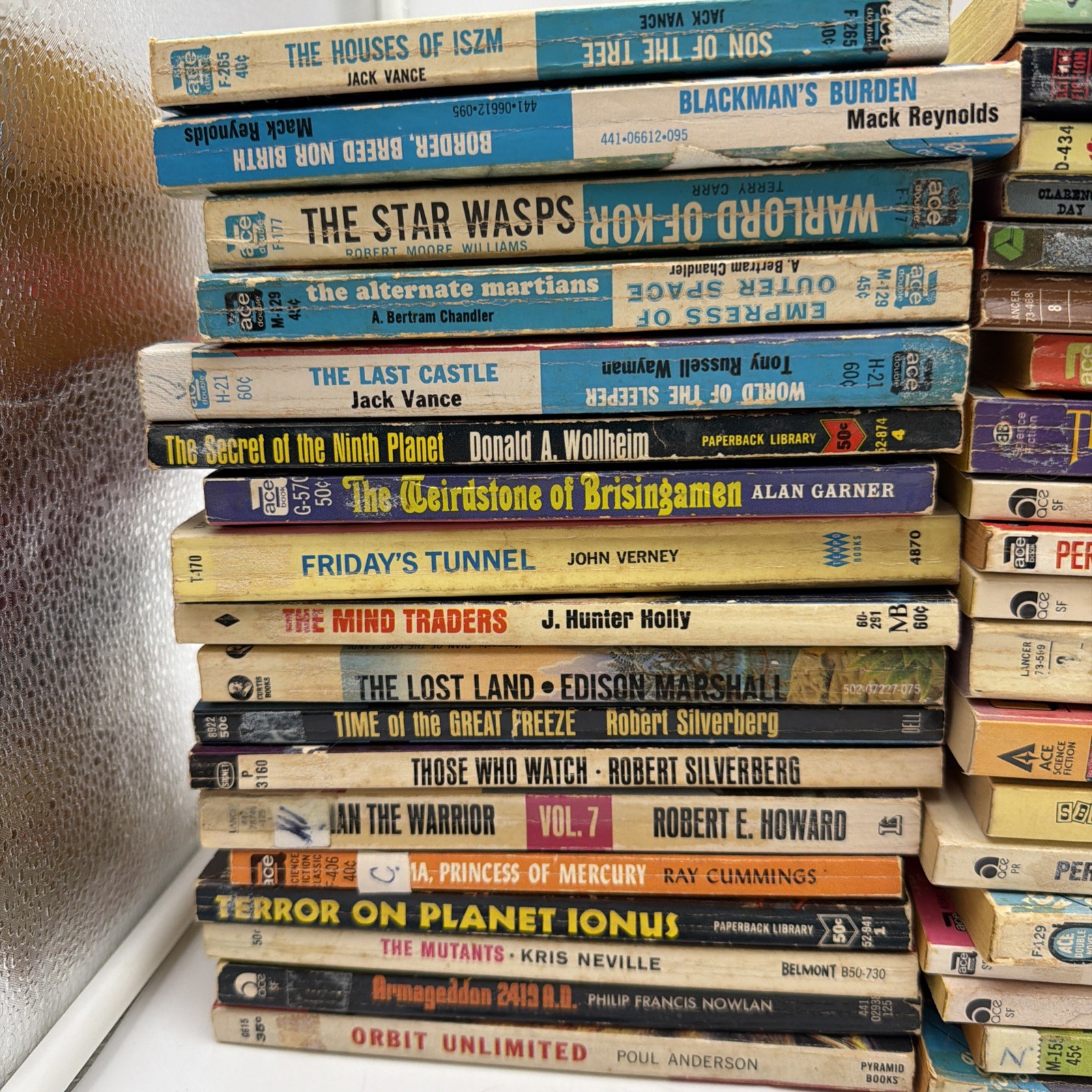 Lot of 60 Used Vintage Science Fiction Paperbacks 50s 60s 70s Great Condition