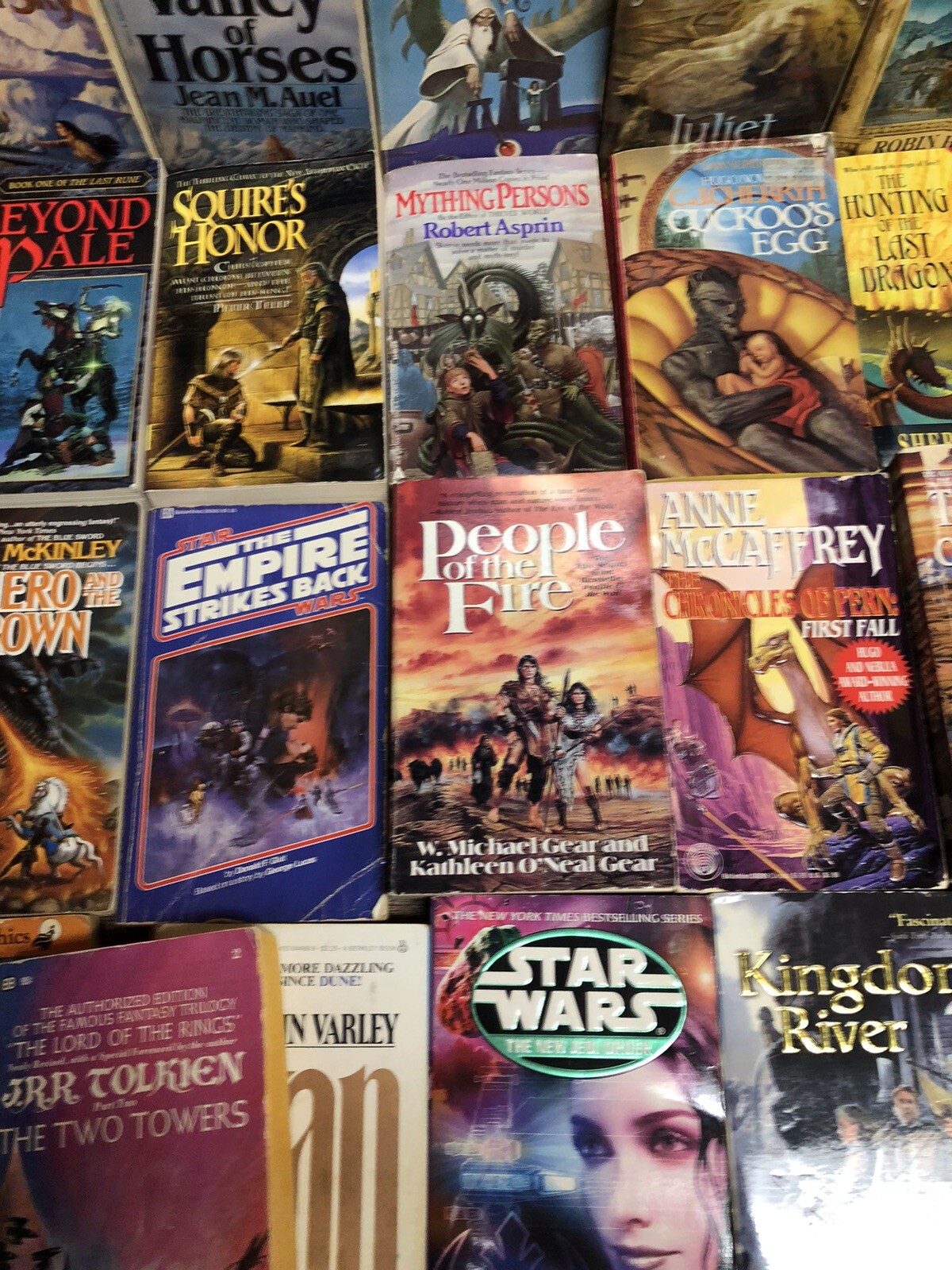 Lot of 60 Fantasy & Sci-Fi PB Books Star Wars Chronicles Of Tornor Conan Pern +