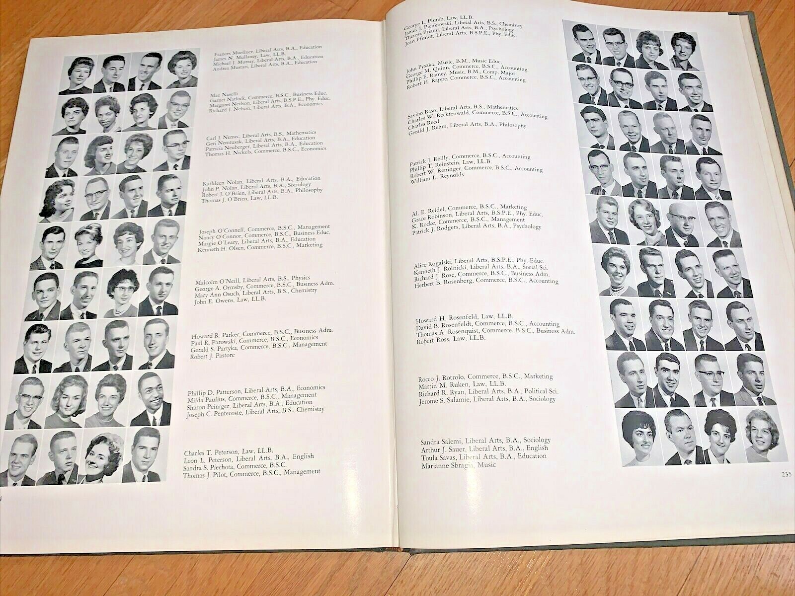 1962 DEPAUL UNIVERSITY YEARBOOK -THE DEPAULIAN Chicago 240 pages No Signatures