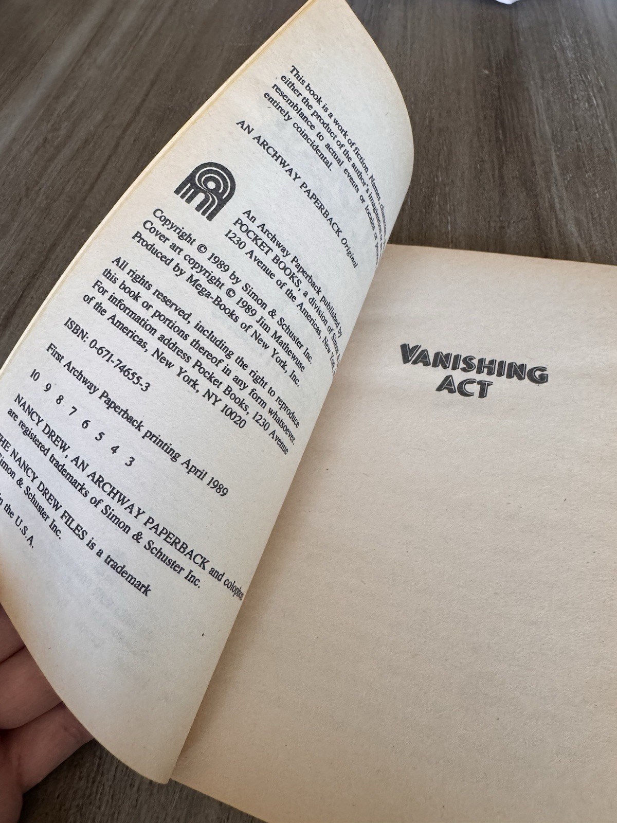 The Nancy Drew Files Case #34 Vanishing Act by Carolyn Keene PB 1st/Archway