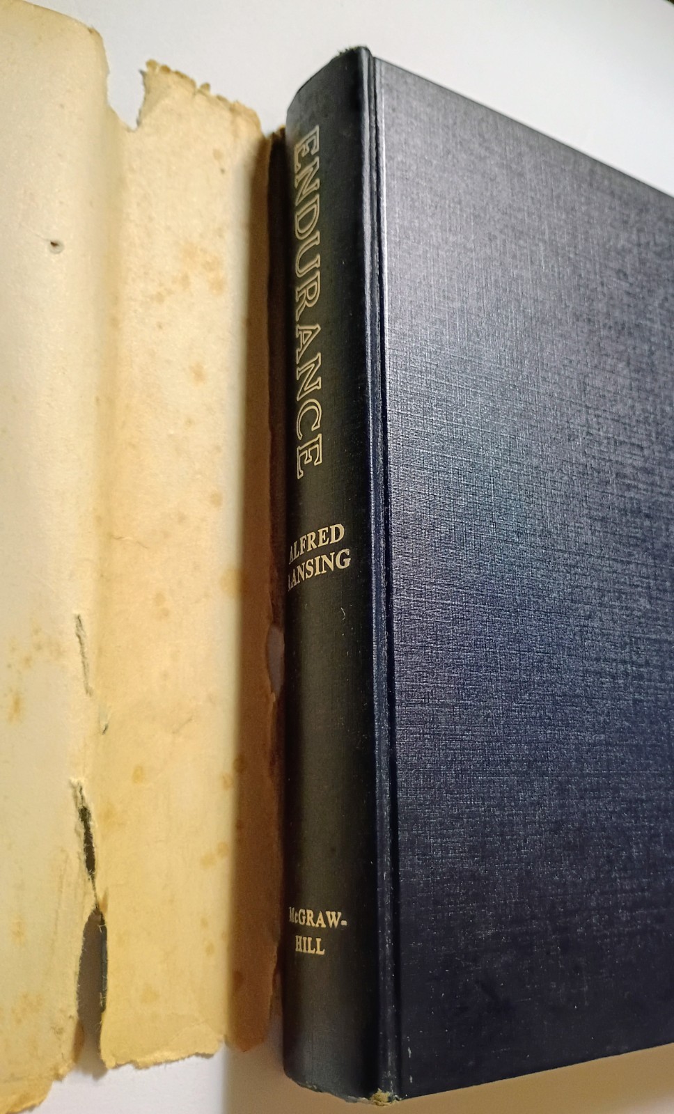 Endurance Shackleton’s Incredible Voyage – Alfred Lansing 1st Ed Third Print