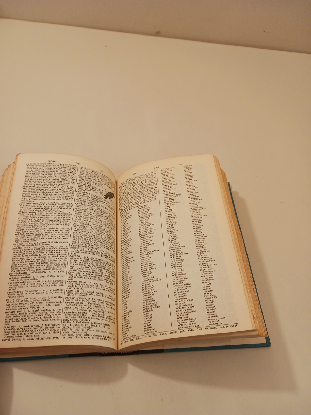 Thorndike Barnhart Comprehensive Desk Dictionary 1962 De Luxe Edition Doubleday