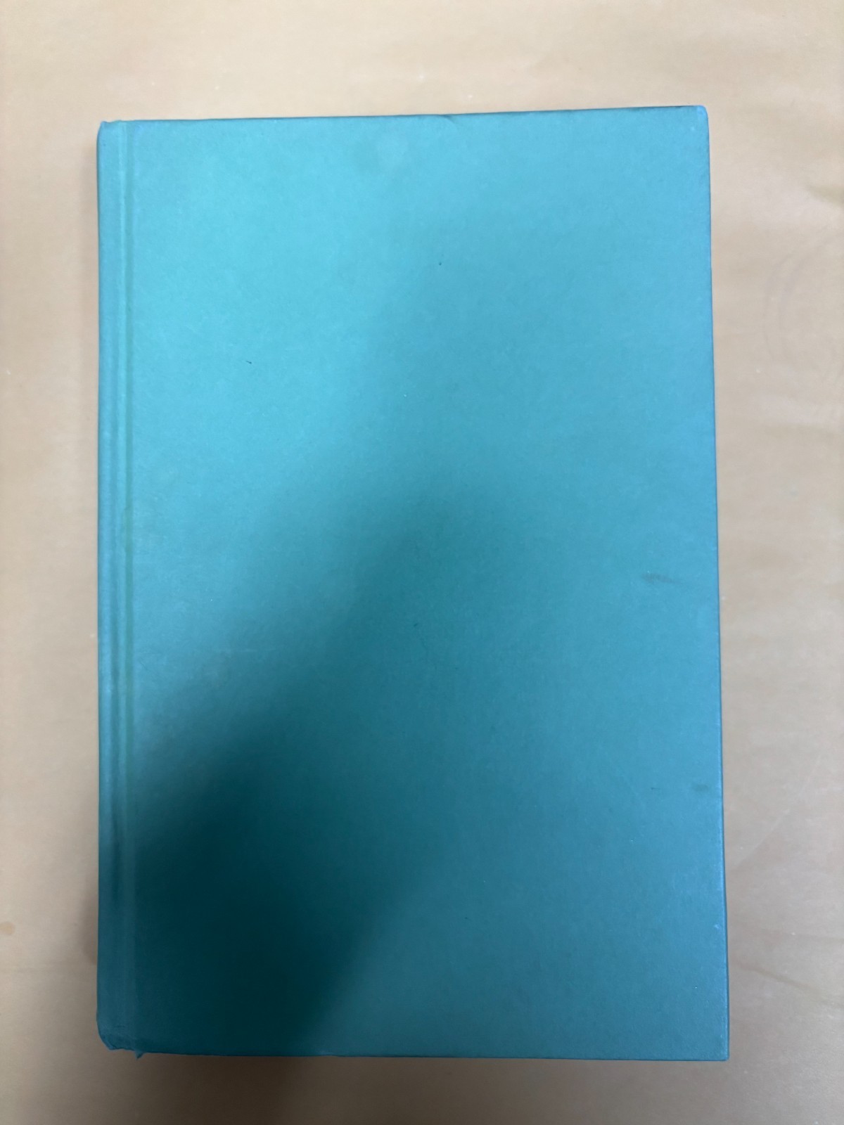 Behave: The Biology of Humans at Our Best and Worst – Hardcover – Acceptable