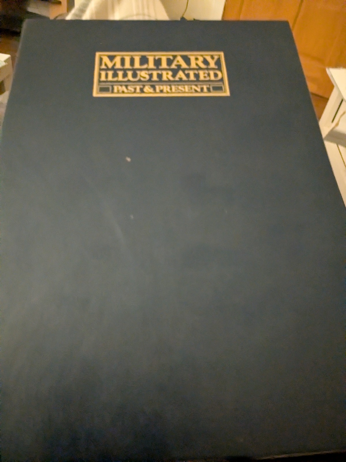 MILITARY ILLUSTRATED PAST & PRESENT MAGAZINE – ISSUES 7- 12 IN BINDER