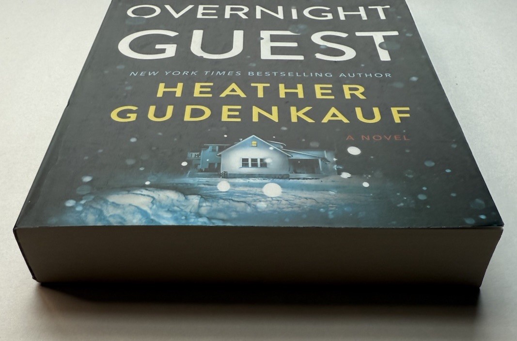 The Overnight Guest: A Novel – Paperback By Heather Gudenkauf Chilling Thriller