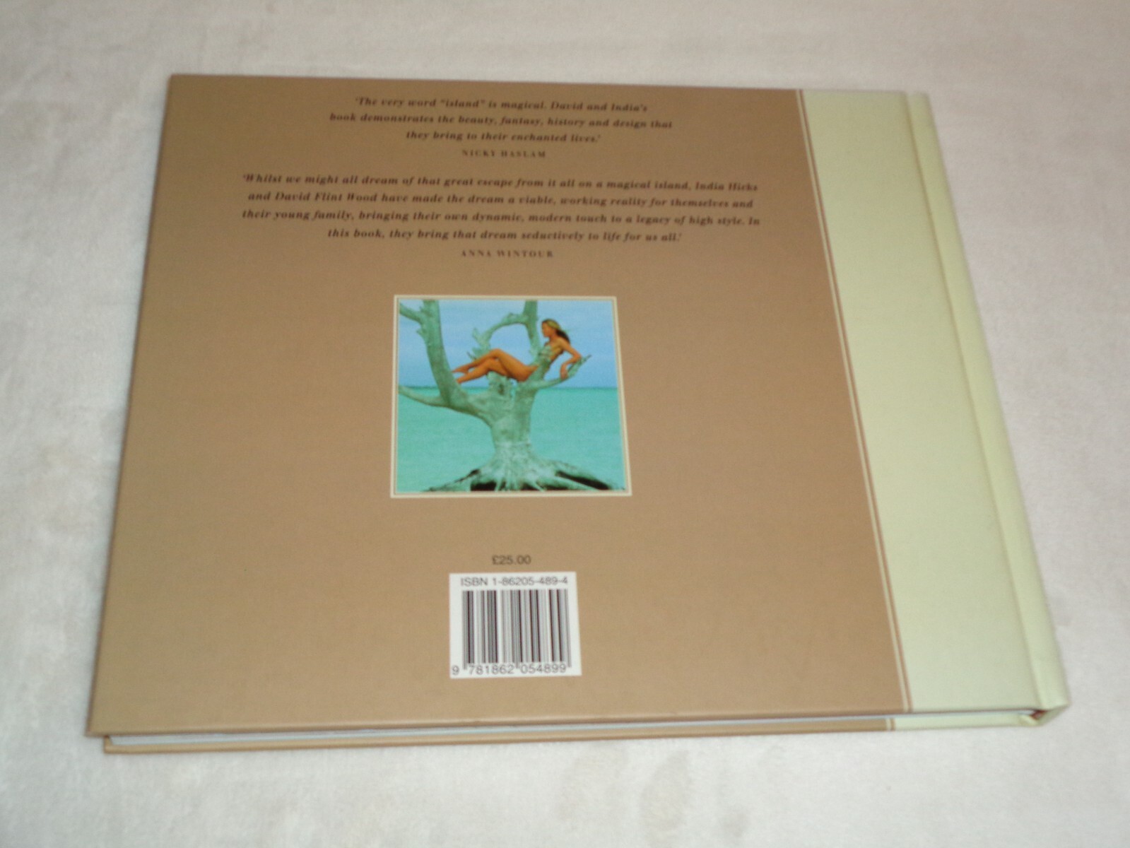 Island Life Inspirational Interiors SIGNED India Hicks David Flint Wood Book