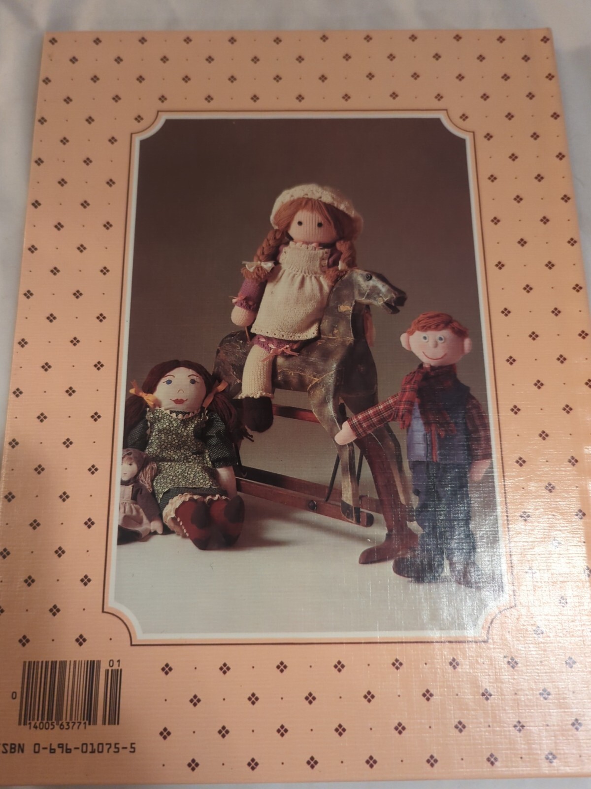 Lot (3) – Better Homes & Gardens DYI Craft Books Baby Gifts, Cross Stitch, Dolls