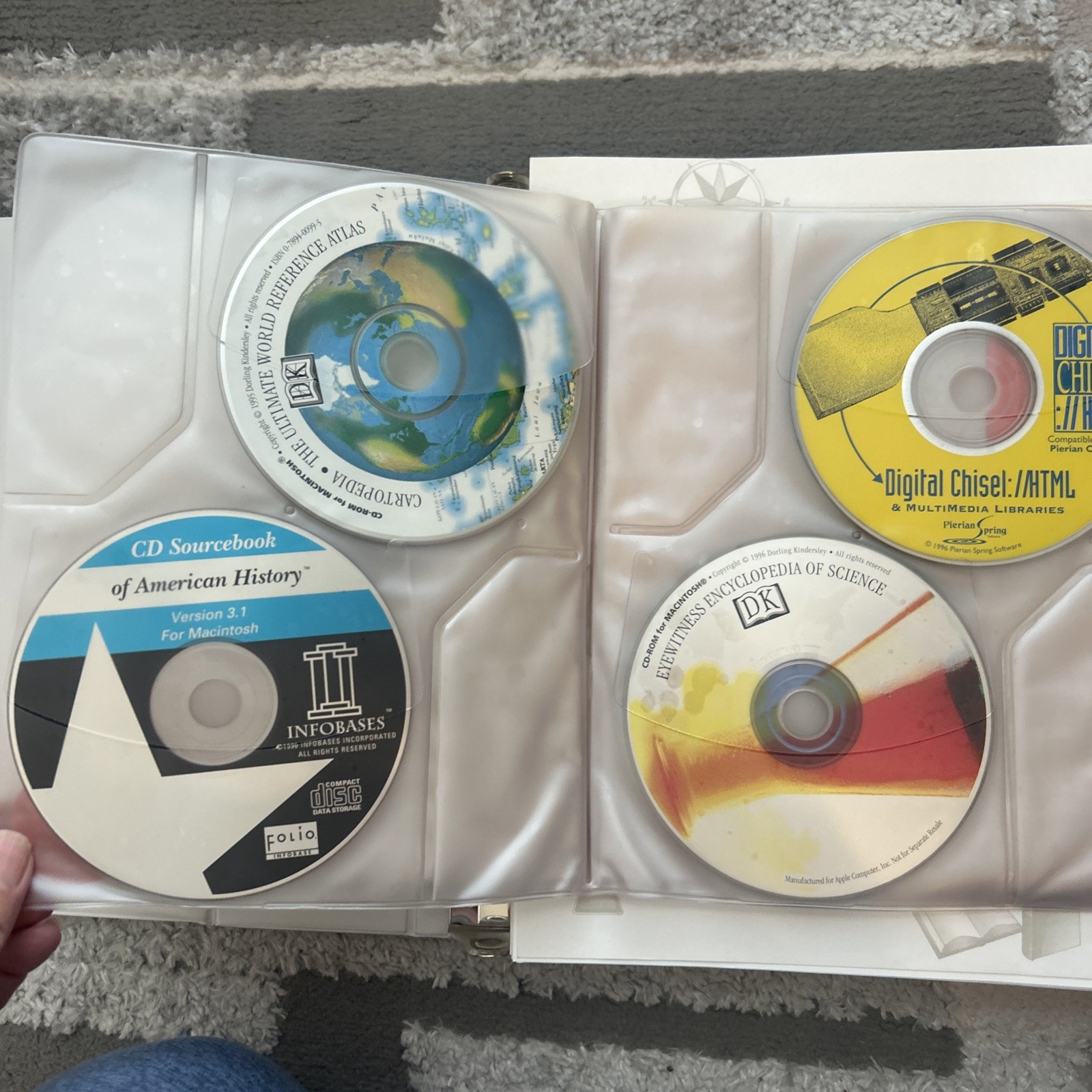 1997 Vintage Apple Education Series: Secondary Reference with Discs Free Ship