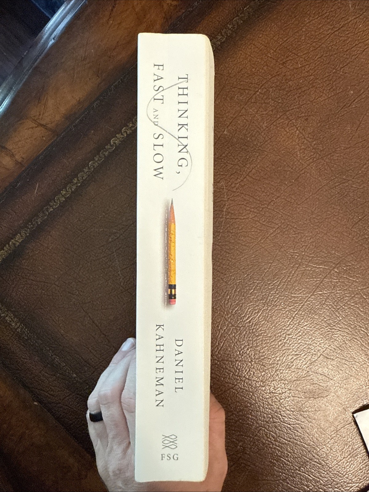Thinking, Fast and Slow by Daniel Kahneman (2013, Trade Paperback)