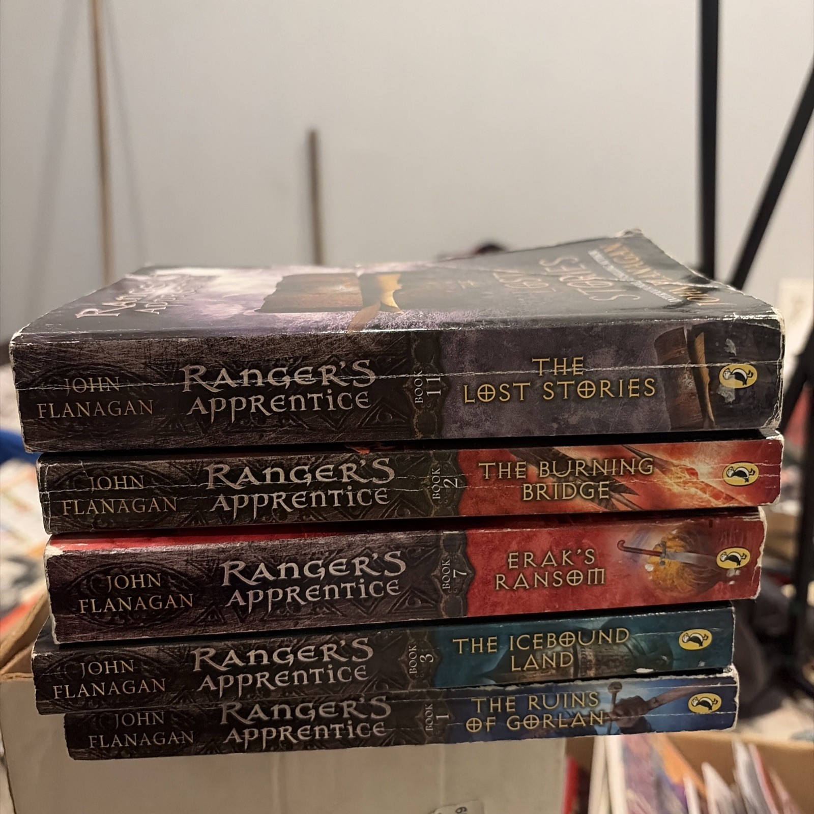John Flanagan Ranger’s Apprentice Book Bundle of 5 Fantasy Paperback Myths